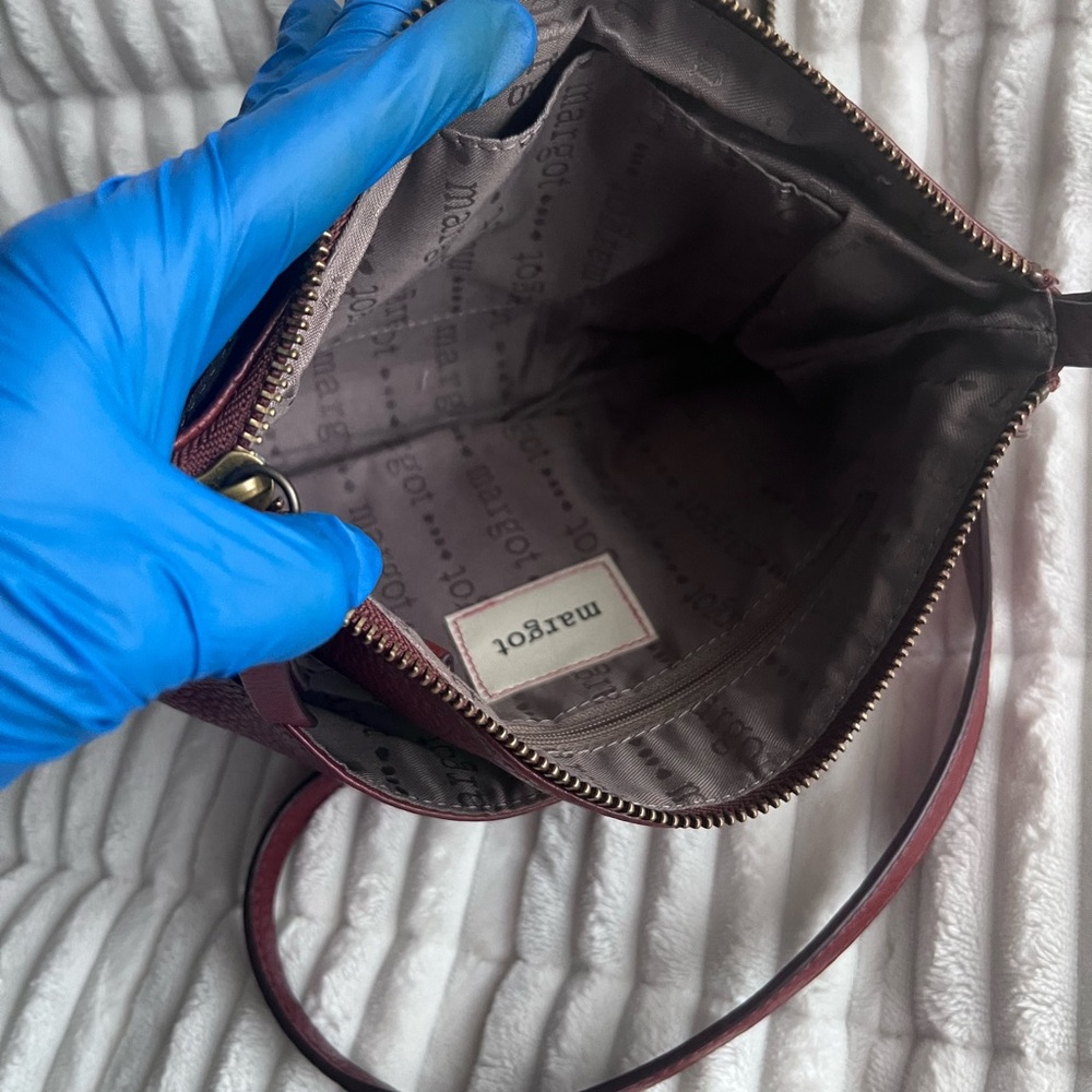 Leather Crossbody Bag - Picture 8 of 11